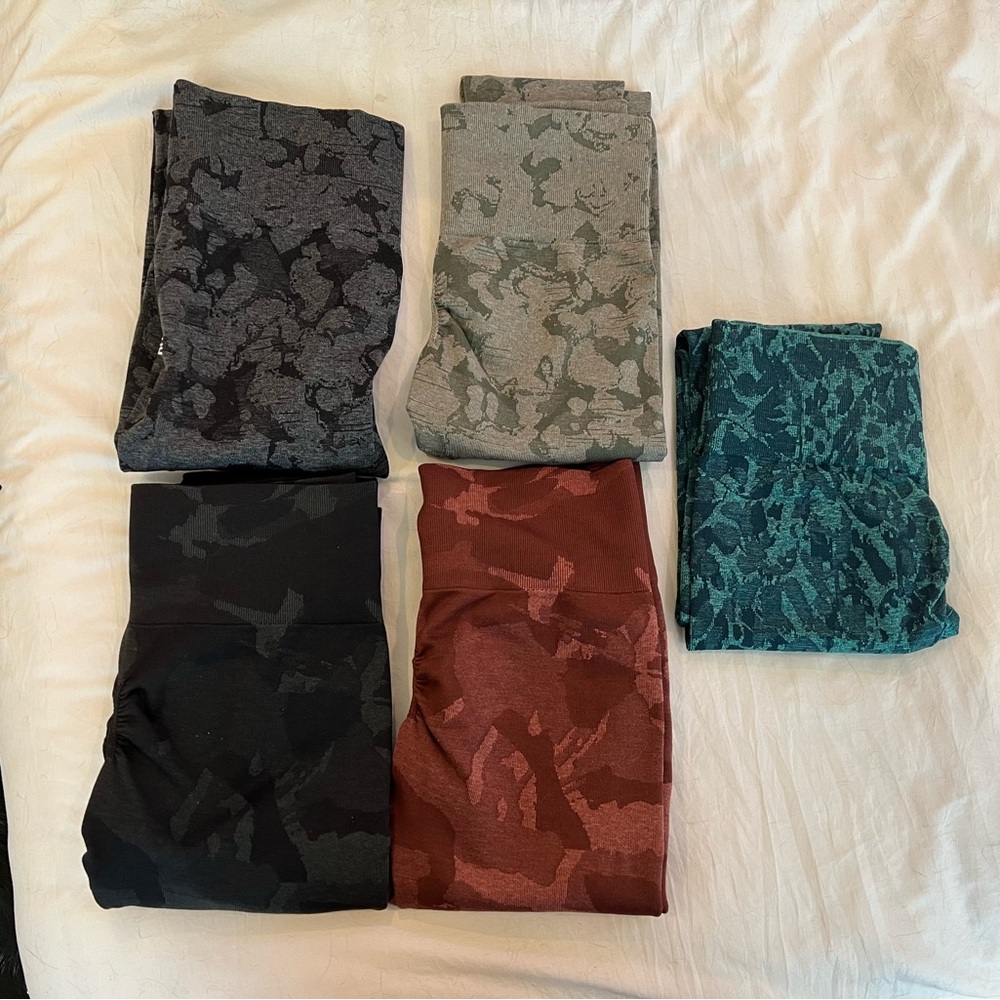 SOLD- bundle of Gymshark Adapt Camo / Animal Seamless leggings
